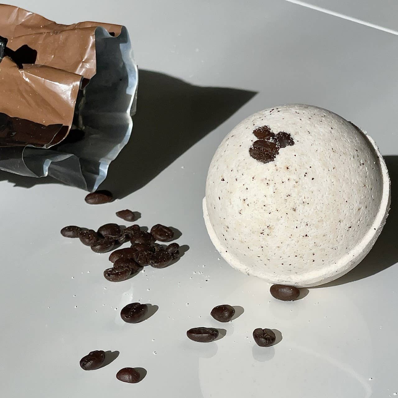 Cappuccino And Tiramisu Bath Bomb - 8oz